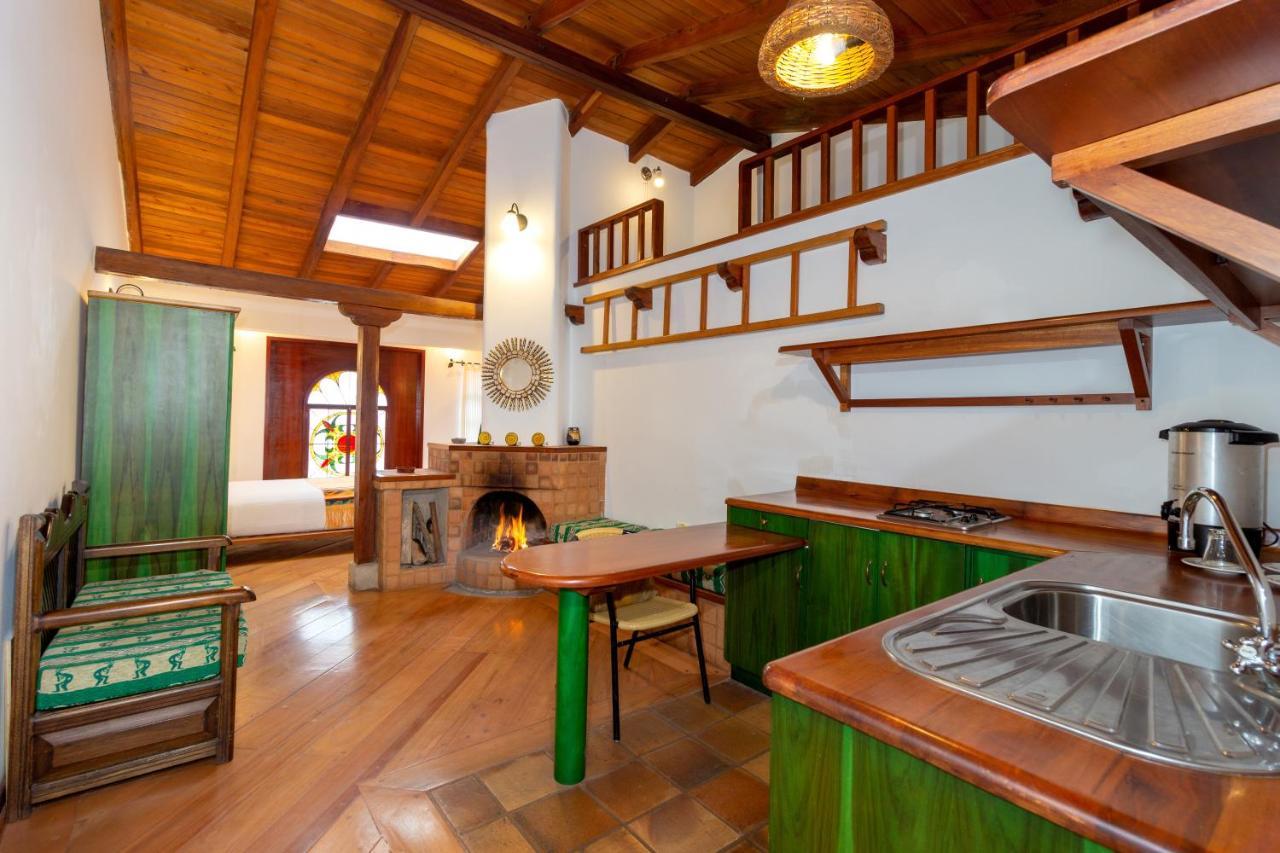 Hotel Acoma à Otavalo Extérieur photo